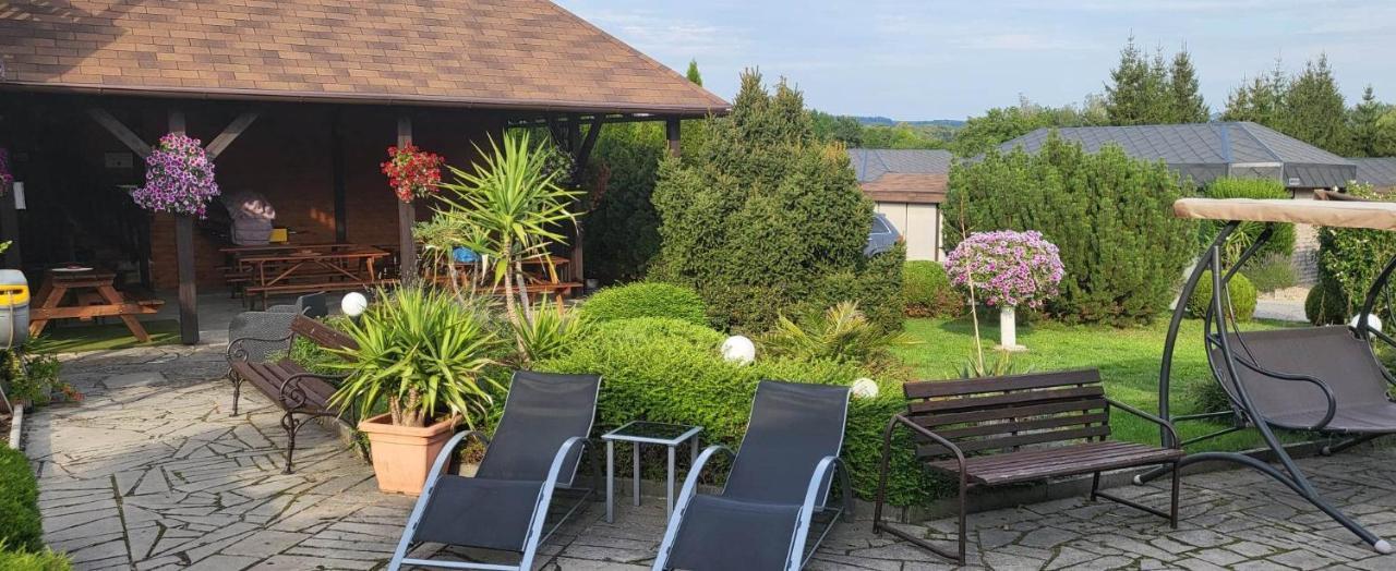 Areal Pauli Hotel Ceska Skalice Exterior photo