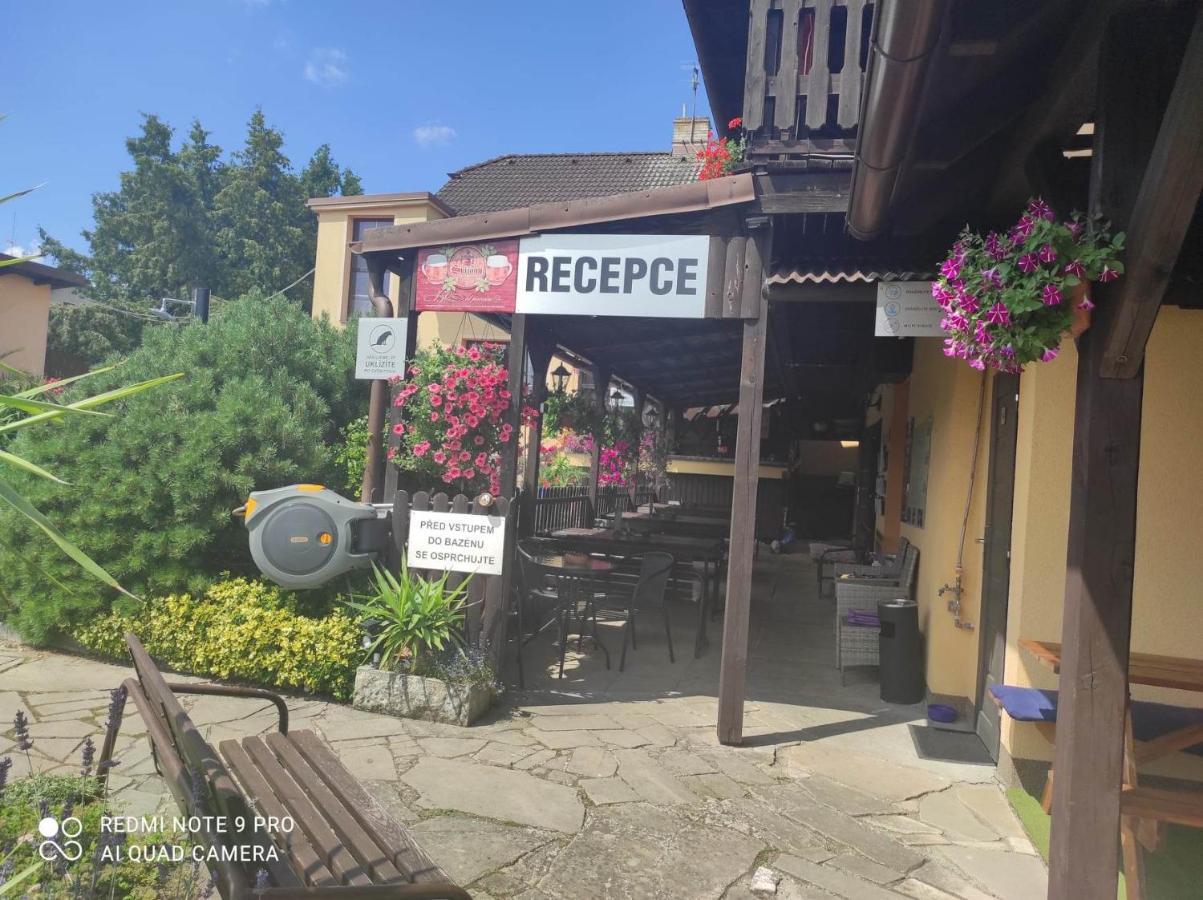 Areal Pauli Hotel Ceska Skalice Exterior photo