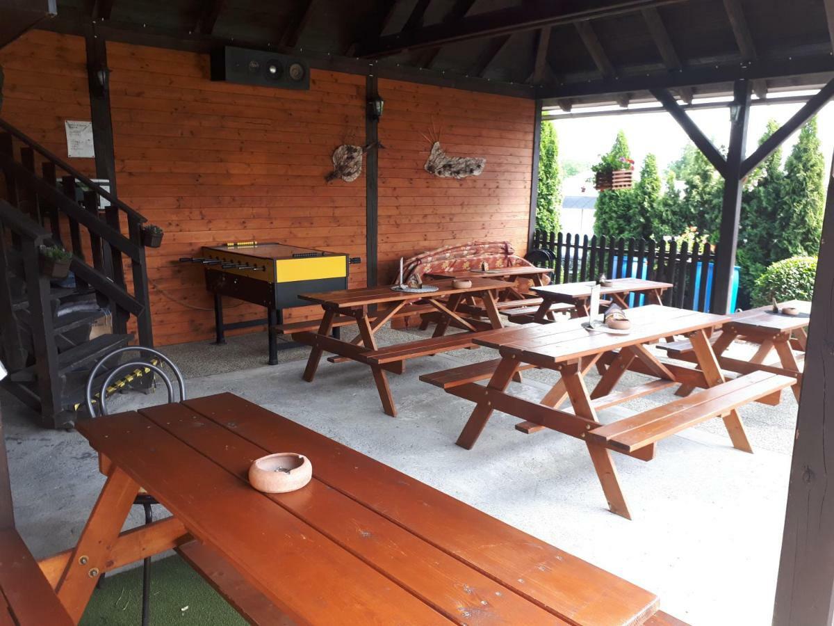 Areal Pauli Hotel Ceska Skalice Exterior photo